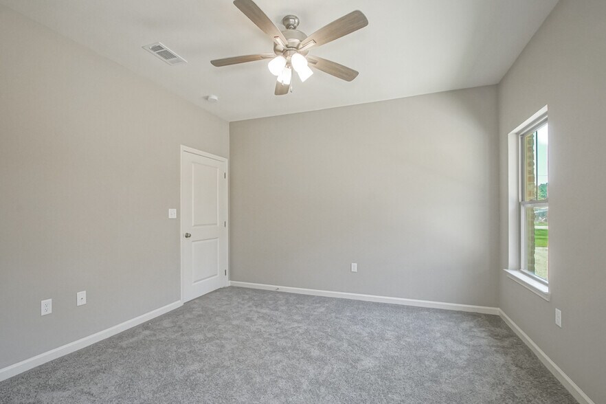 Building Photo - 19905 Grantham Rd