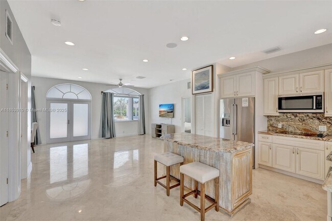Building Photo - 4610 SW 178th Ave