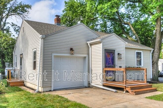 Building Photo - 6029 Poppleton Ave