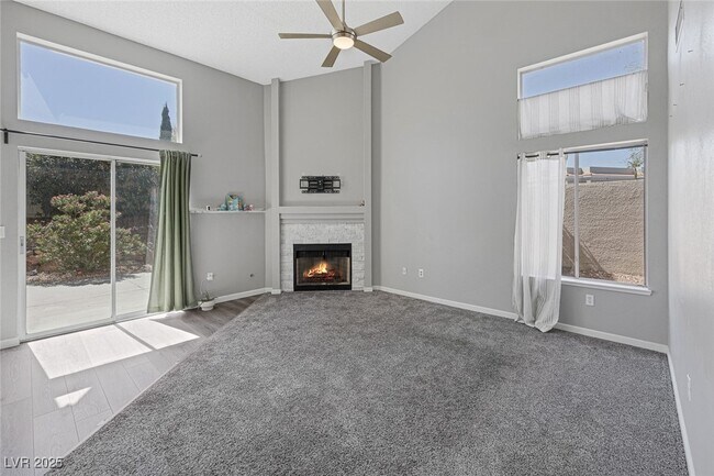 Building Photo - 8433 Dry Cliff Cir