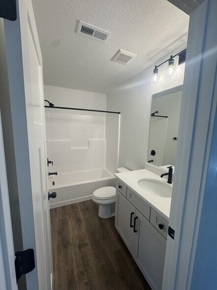 Building Photo - 2792 Red Velvet Ln