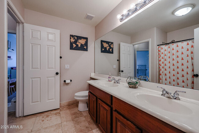 Building Photo - 4010 E Sidewinder Ct