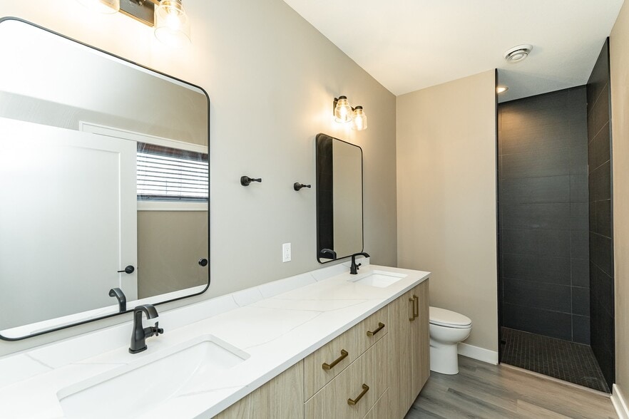 Building Photo - 353 Spring Day Ct NE