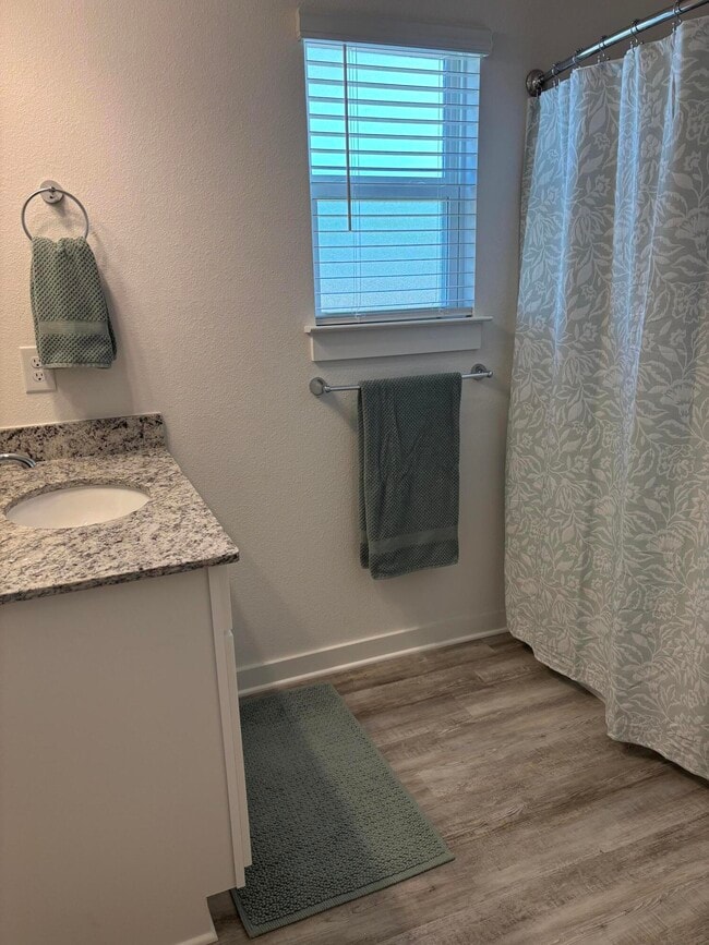 Building Photo - 494 Arrowwood Blvd