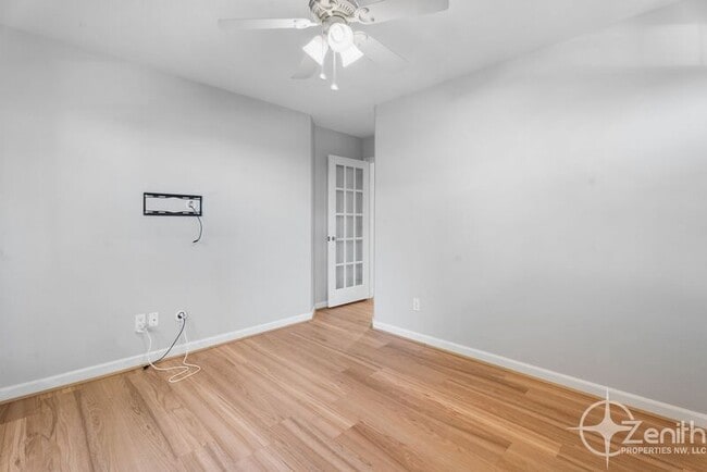 Building Photo - 8611 SE Patterson Pl
