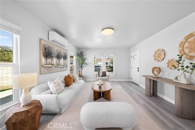 Building Photo - 2461 St Pierre Ave