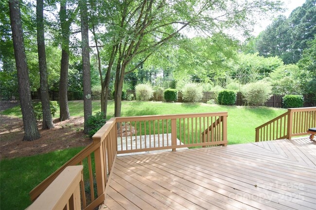 Building Photo - 9936 Corrystone Dr