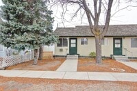 Building Photo - 419 NE 3rd St