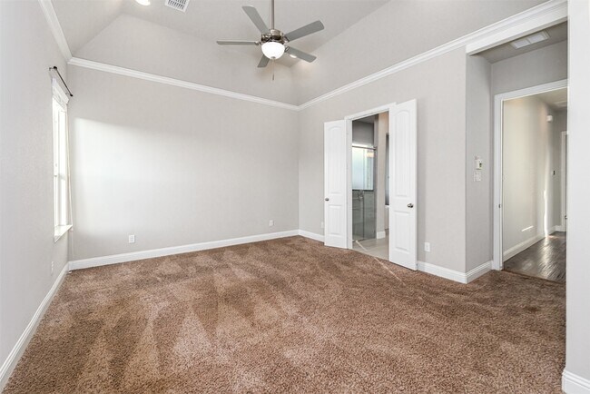 Building Photo - 764 Tallgrass Dr