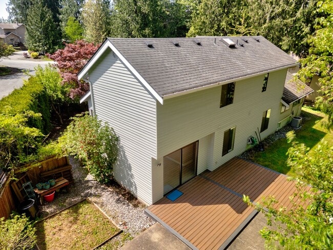 Building Photo - 4-Bedroom Home 2.5 Bathrooms, Mount Vernon