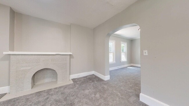 Building Photo - Cudell/West Blvd neighborhood; 4 bedroom/1 bath single family house for rent!