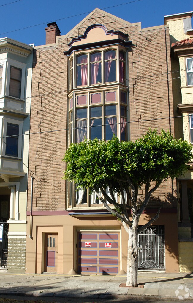 Primary Photo - 219-223 Clayton St