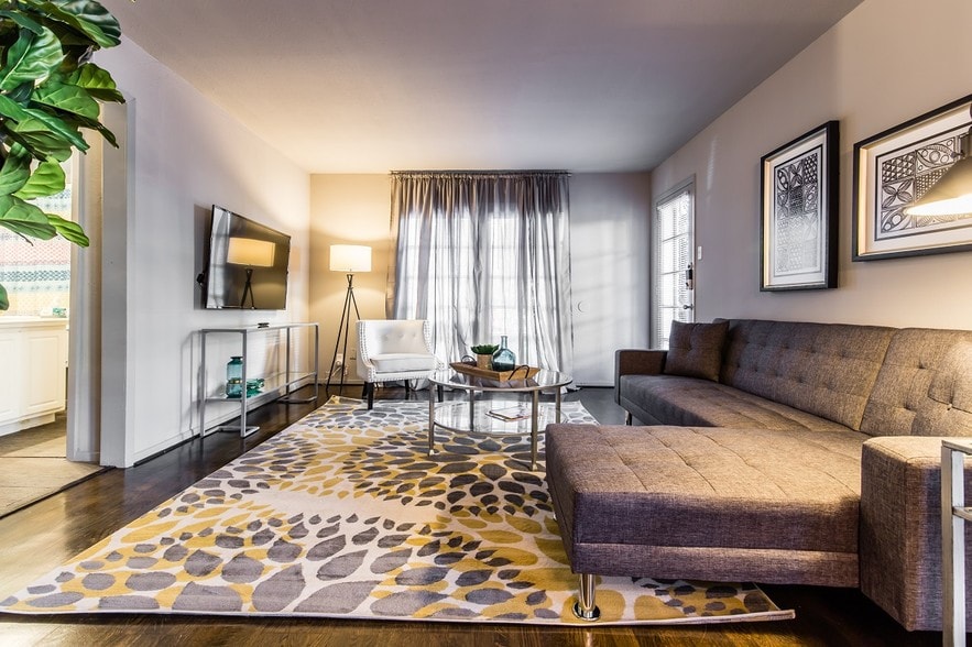 GREENHOUSE VILLA 5310 Gaston Ave Dallas TX 75214 Apartment Finder