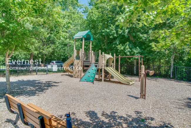 Building Photo - 7232 Althorp Way