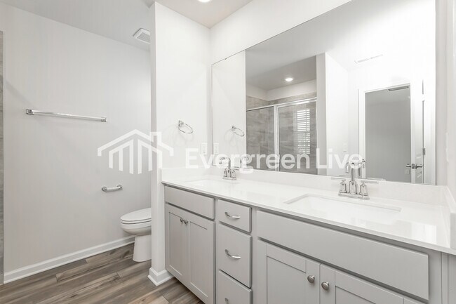 Building Photo - 5591 Hydrangea St