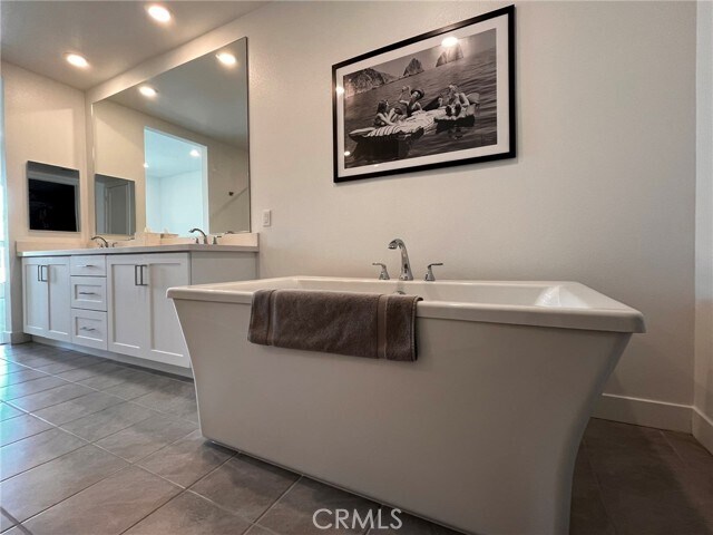 Building Photo - 3609 Rivington