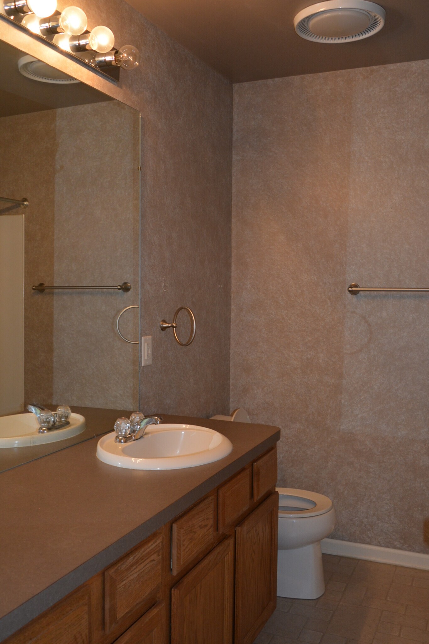 Building Photo - 26647 Kirkway Dr