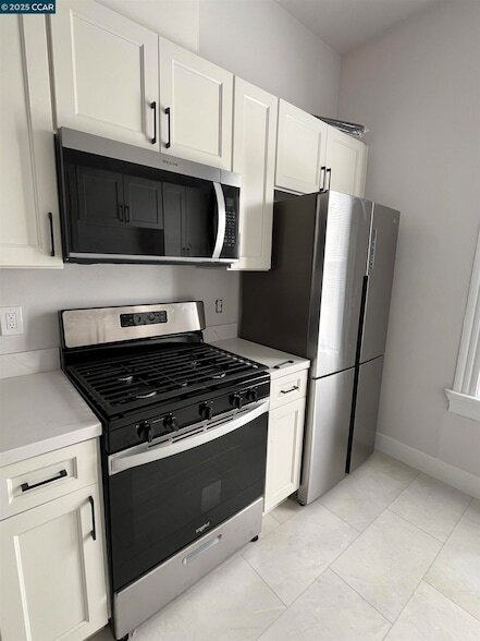 Building Photo - 2186 San Pablo Ave