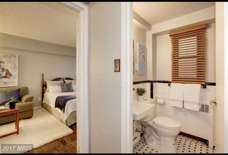 Building Photo - 2141 I St NW