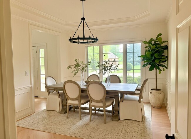 Building Photo - Luxurious Home in Legend of Bristlecomb