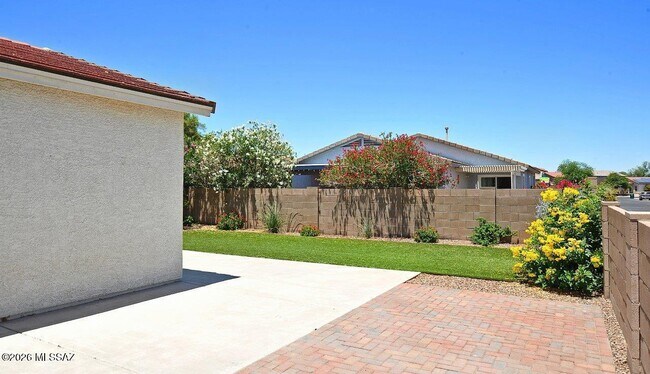 Building Photo - 7740 W Oak Stream Rd