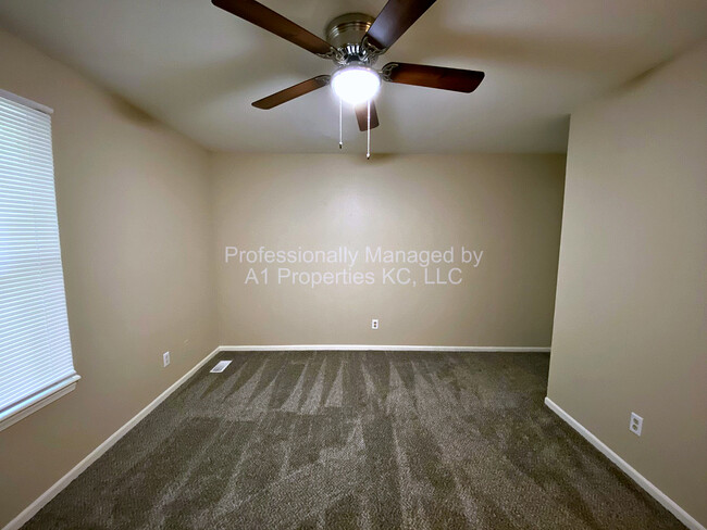 13821- B - Grandview Heights