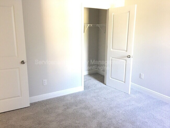 Building Photo - 6117 Grand Sonata Ave