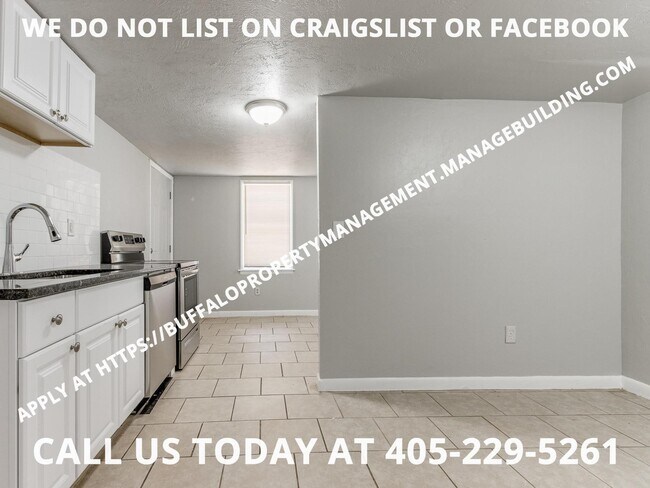 Building Photo - 2544 Cashion Pl