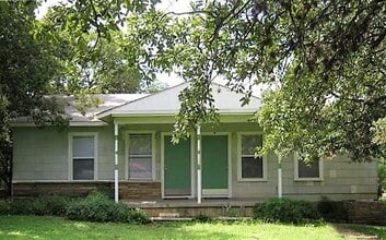 Building Photo - Ginder Properties3 (4501 Lareina Dr)