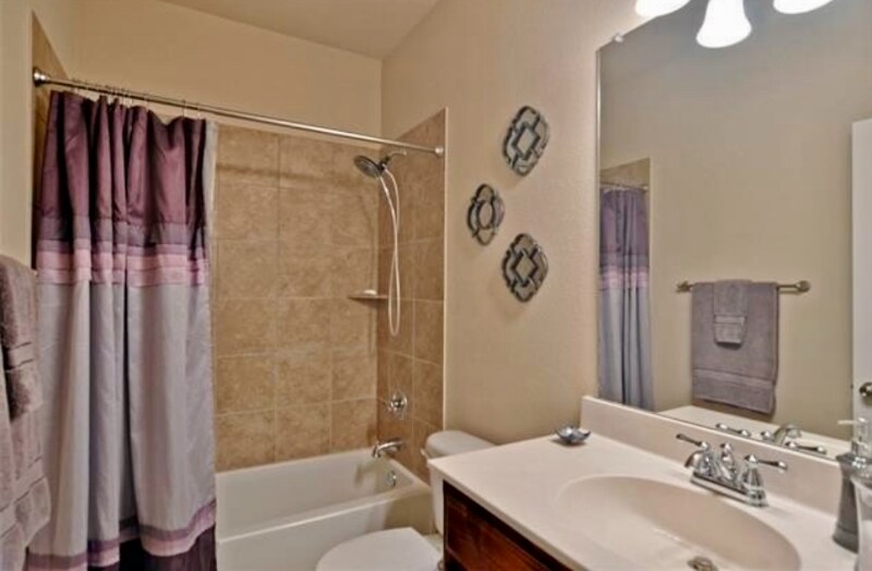 Building Photo - 6124 Amberjack Trail