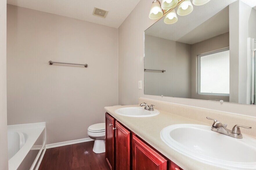 Building Photo - 5057 Smith Springs Pkwy