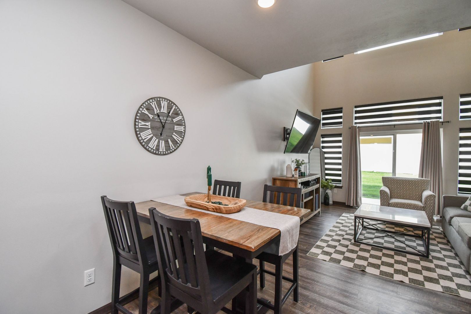 Building Photo - 9064 W Ark Pl