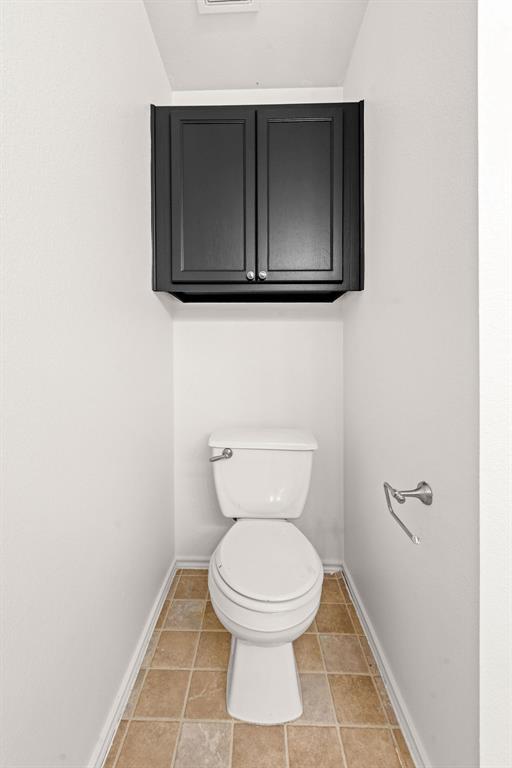 Building Photo - 525 Meadow Park Dr