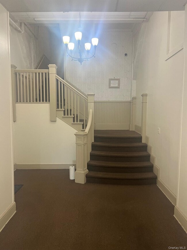 Building Photo - 185 E Lake Blvd