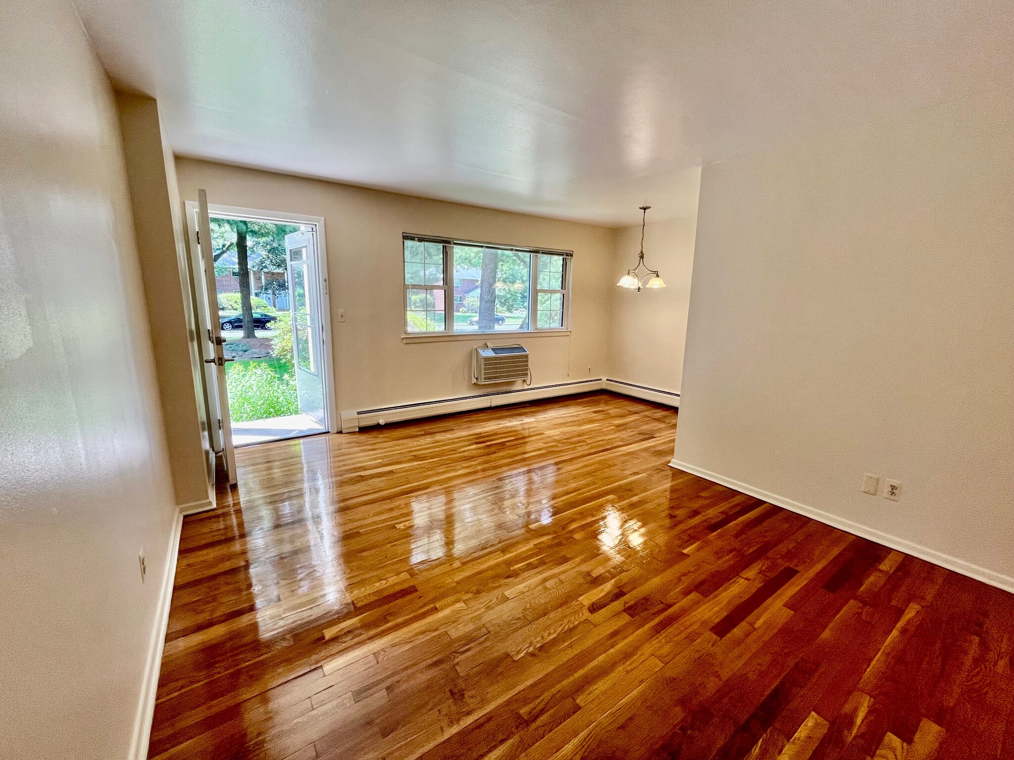 Building Photo - 209 Washington Dr