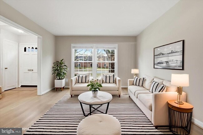 Building Photo - 8209 Carrleigh Pkwy