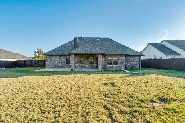 Building Photo - Stunning 3-bedroom, 2-bathroom home on an over-sized lot in Aledo ISD!