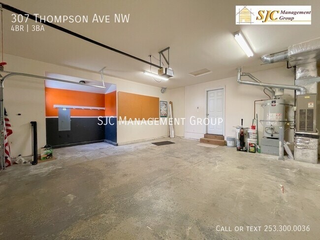 Building Photo - 307 Thompson Ave NW