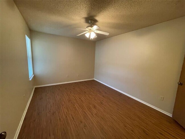 Building Photo - 8117 West Gate Blvd