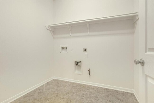 Building Photo - 16402 Lanesborough Dr