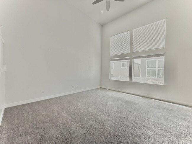 Building Photo - 3 Bed | 2.5 Bath | 2,365 sq ft above grade | Full unfinished basement | 2-car garage
