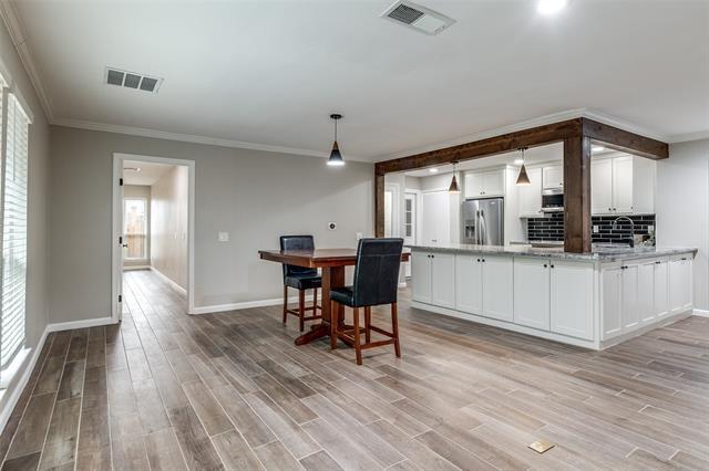 Building Photo - 7407 Wellcrest Dr