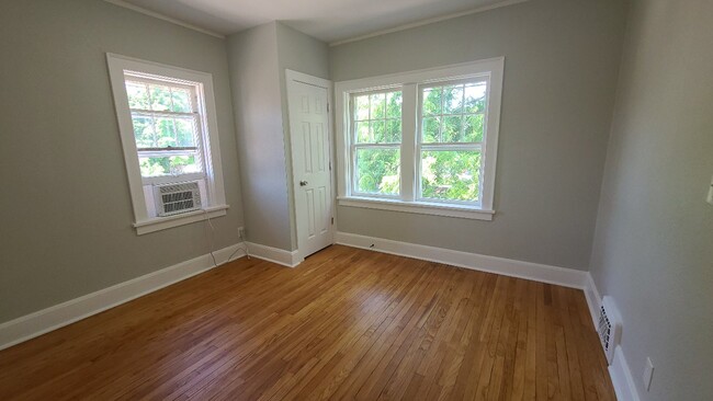 Bedroom - 910 4th Ave