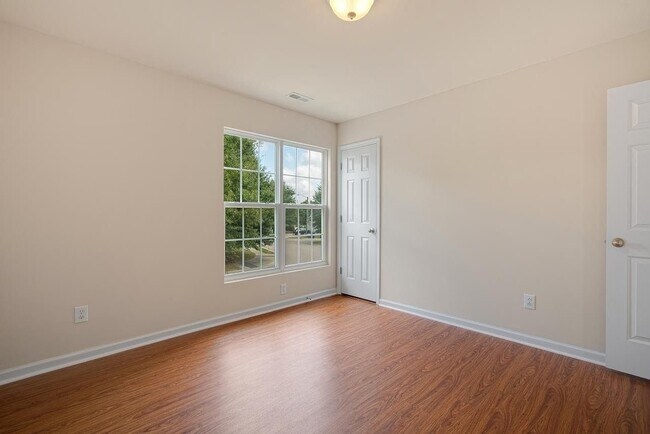 Building Photo - 5020 Babbling Brook Dr
