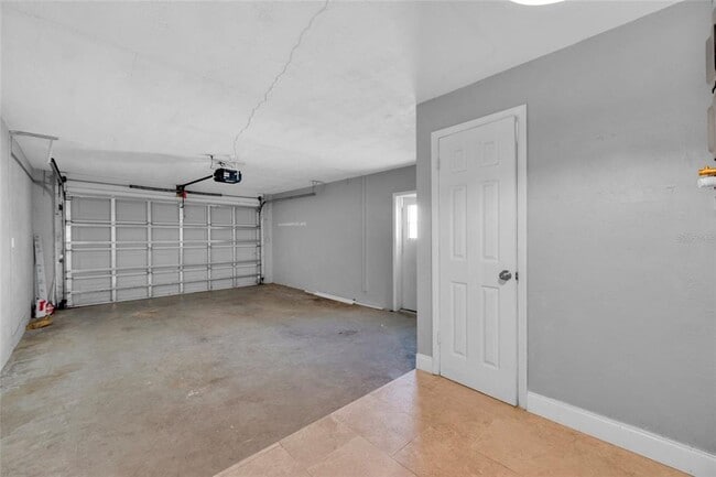 Building Photo - 124 Crystal Beach Ave