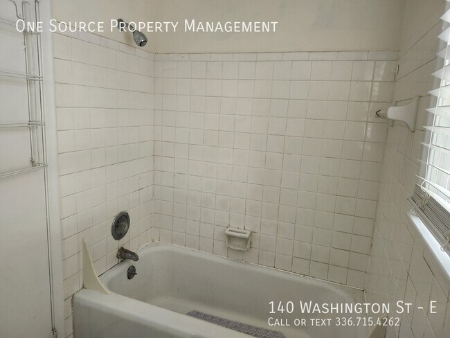 Building Photo - 140 Washington St