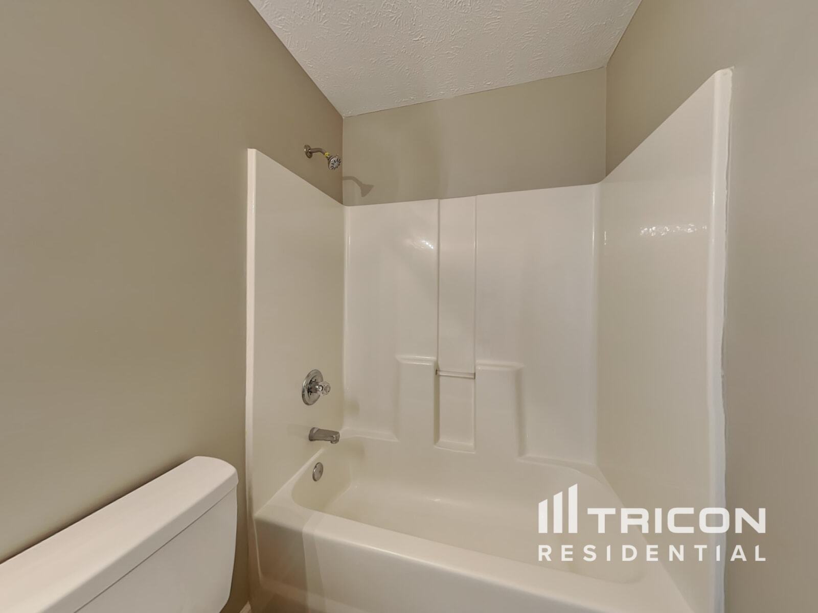 Building Photo - 928 Pin Oak Dr