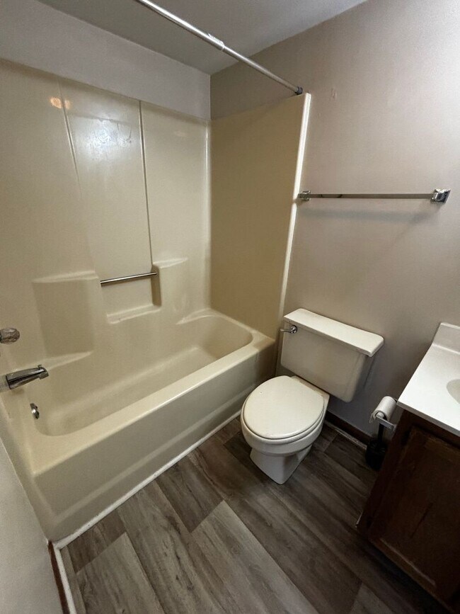 Building Photo - Baldwin Commons