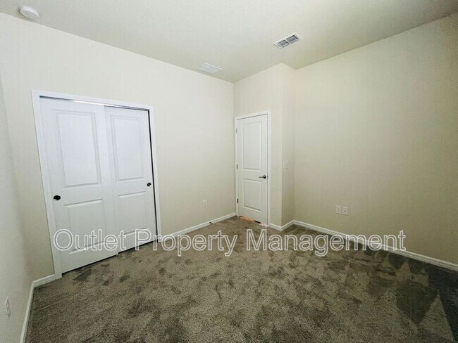 Building Photo - 17536 Saw Palmetto Ave