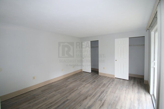 Building Photo - 28 Ivy Ln